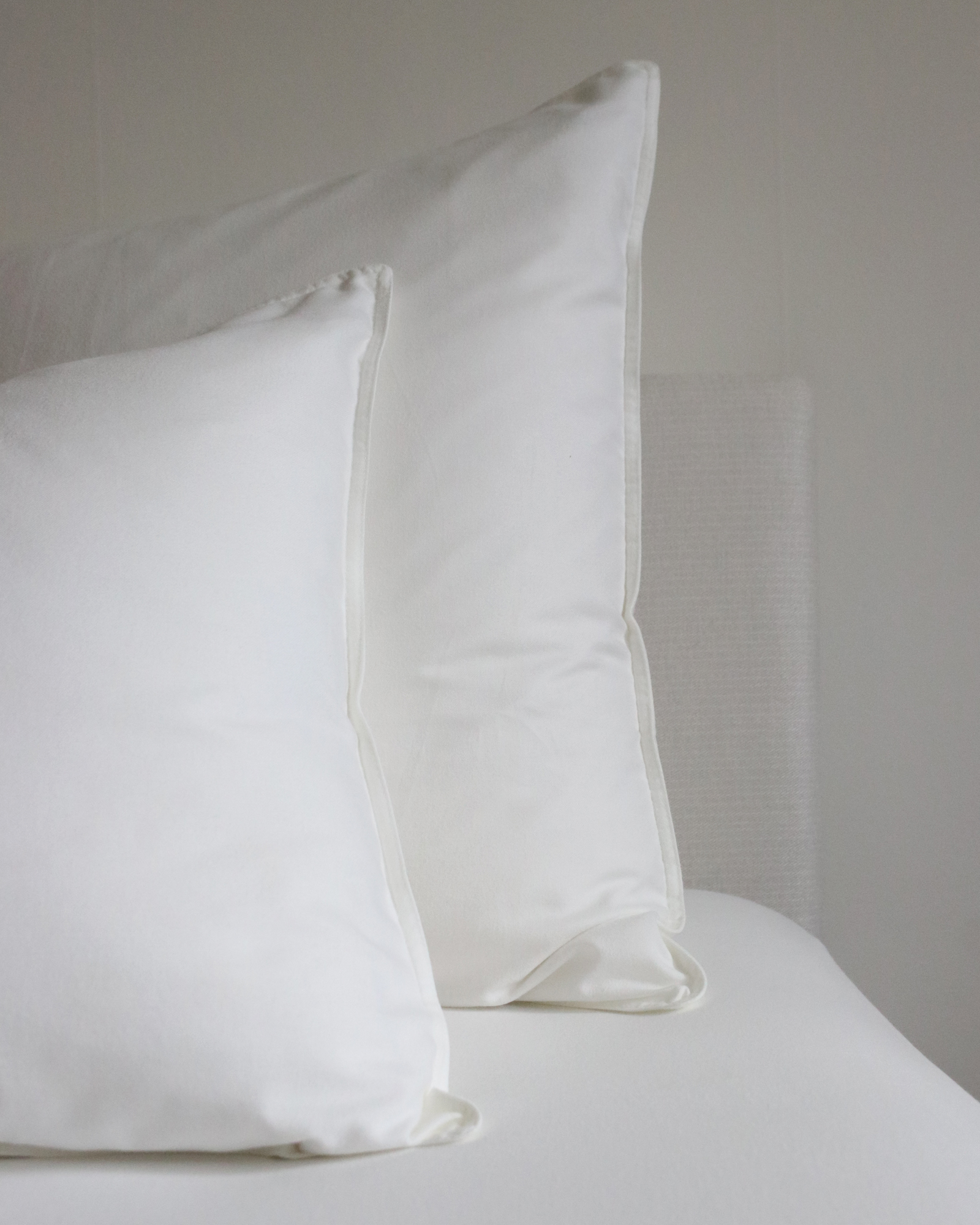 MARIE-MARIE - Pillowcase TIGNES Ivory (uni) - 50x75 cm - Ivory (uni)