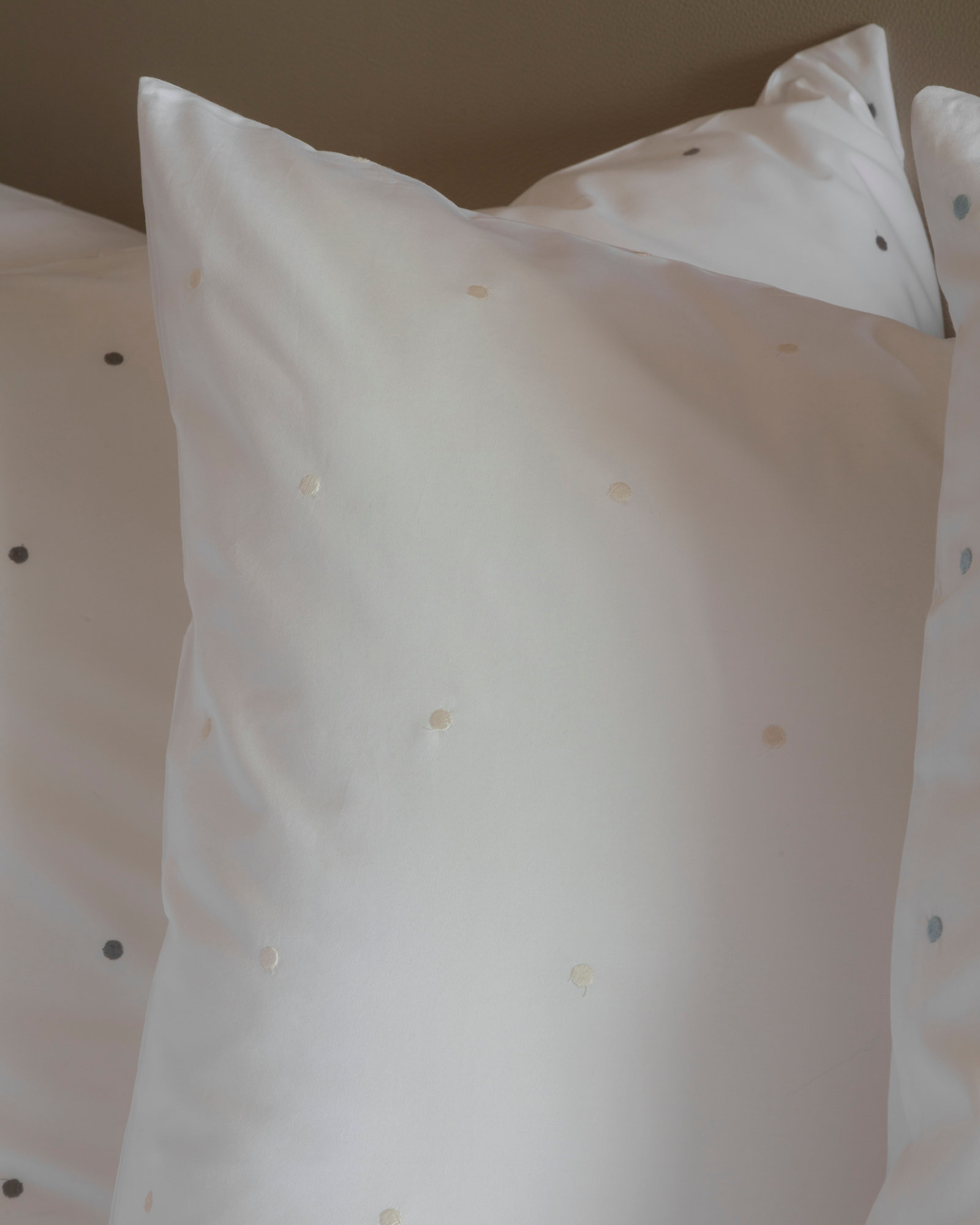 Bed linen set DOTS White