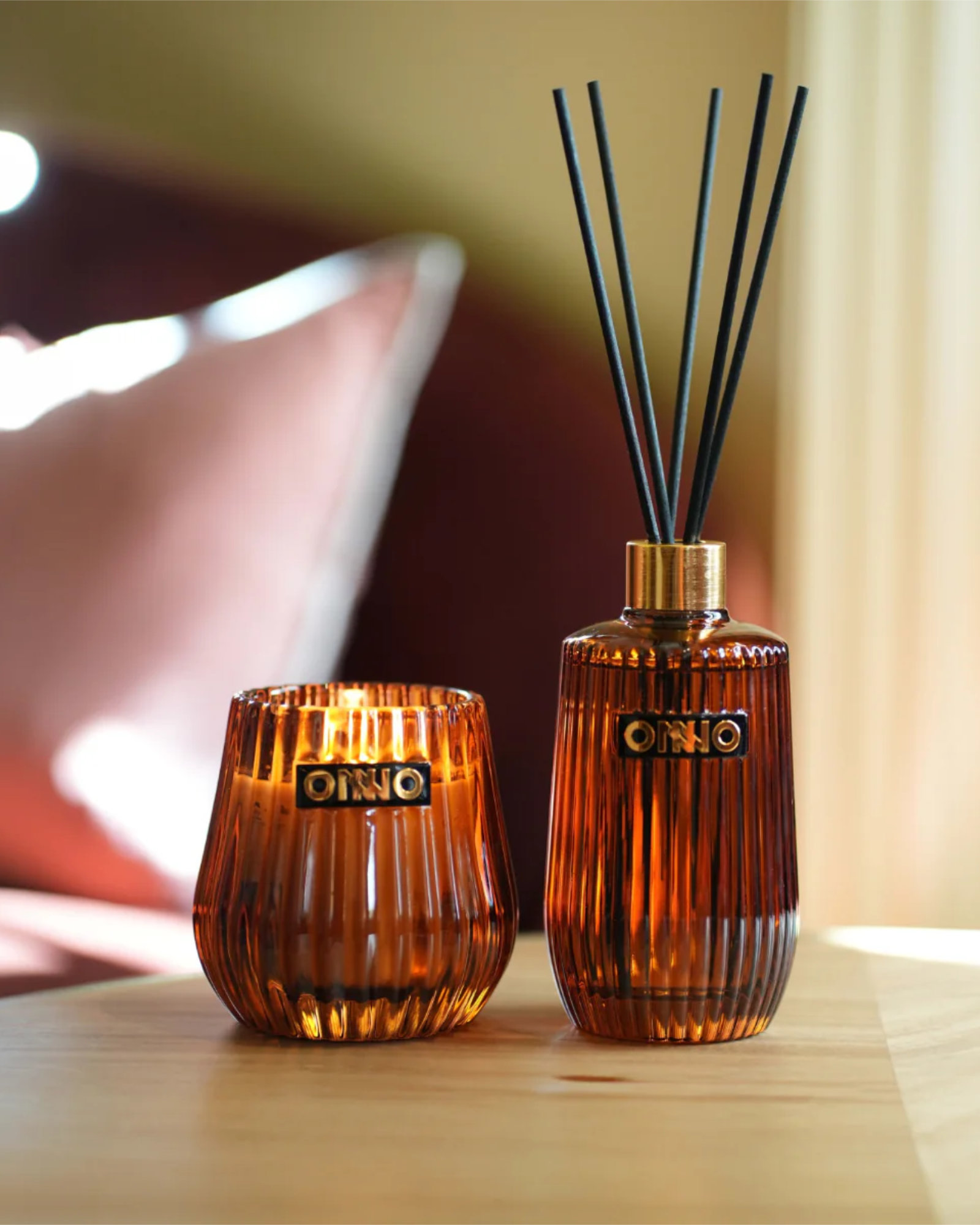 ONNO - Box ECLECTIC Amber Ginger Fig - Giftset diffuser & candle - Amber Ginger Fig